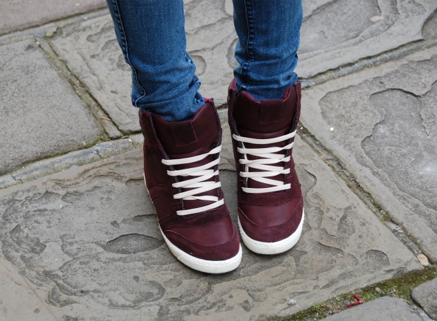 river-island-hidden-heel-high-top-burgundy