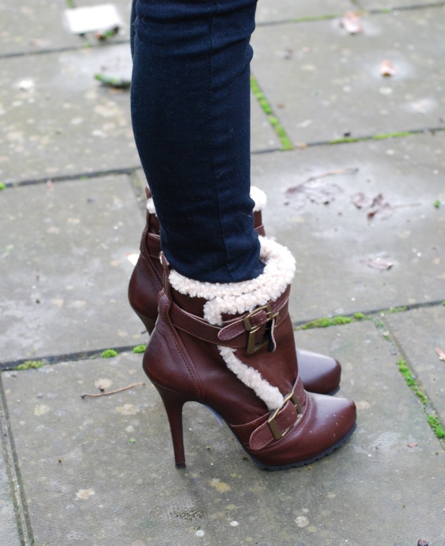 topshop-shearling-brown-boots