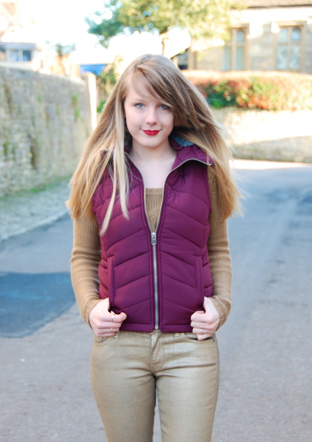 burgundy-gilet