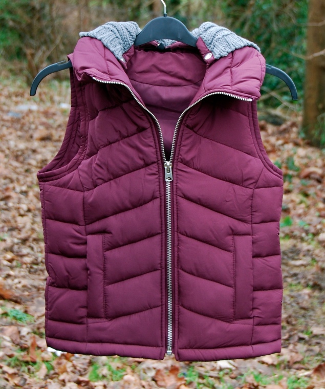 topshop-burgundy-body-warmer-gilet