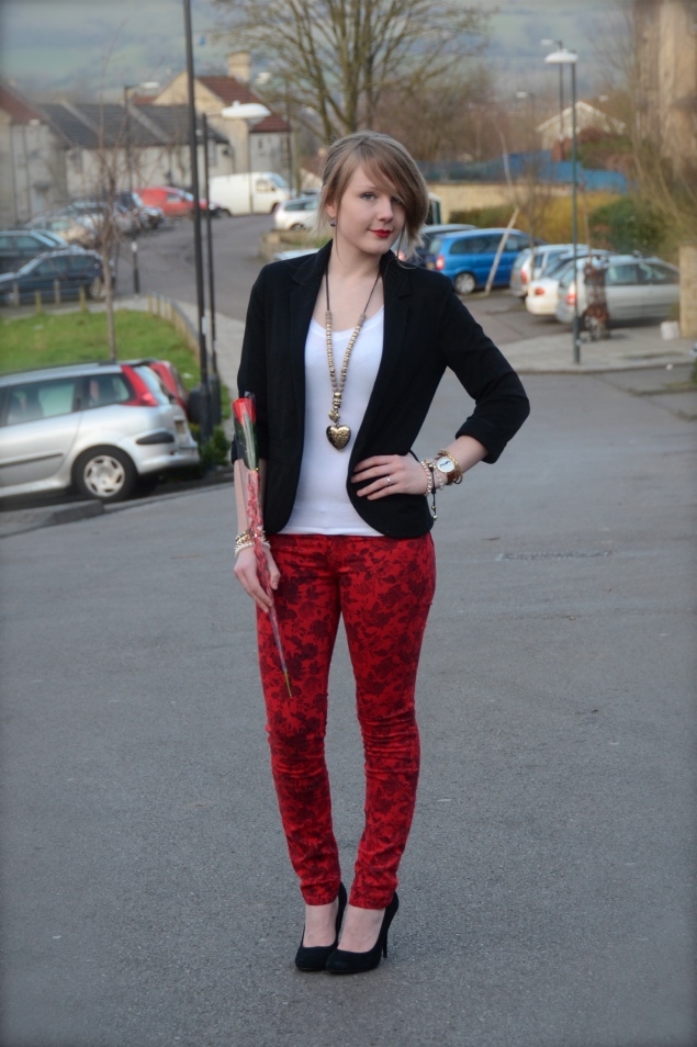 lorna-burford-robins-red-floral-jeans