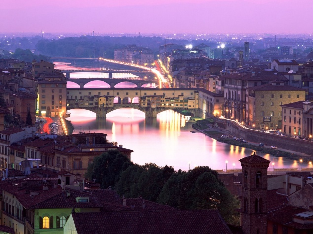 florence-ponte-vecchio-florence-italy