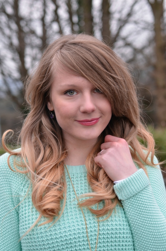 lorna-burford-blonde-hair-ombre-smile