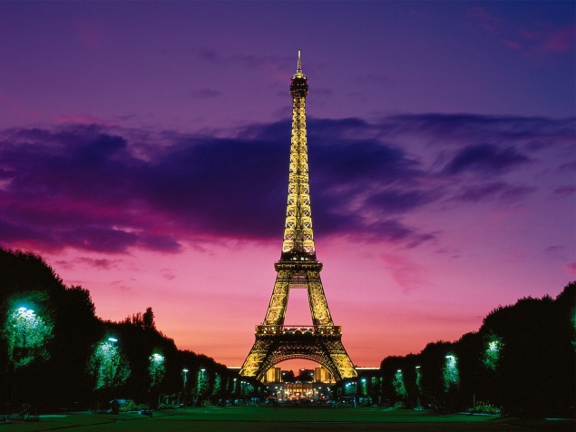 paris-at-night