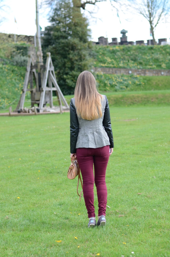 koral-merlot-jeans-back