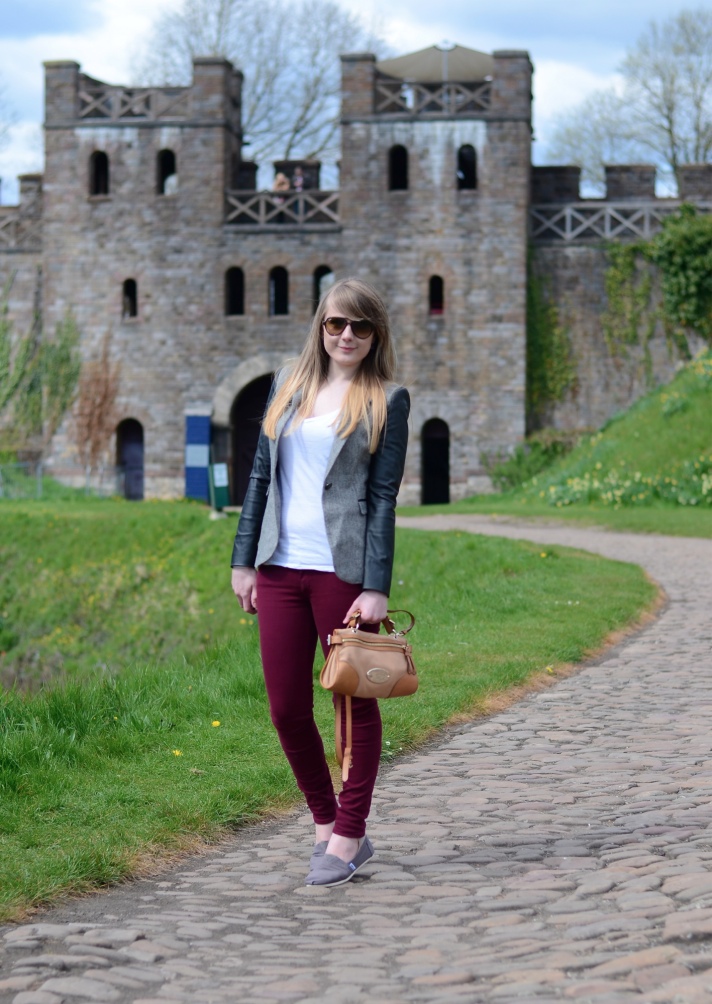 lorna-burford-castle-outfit