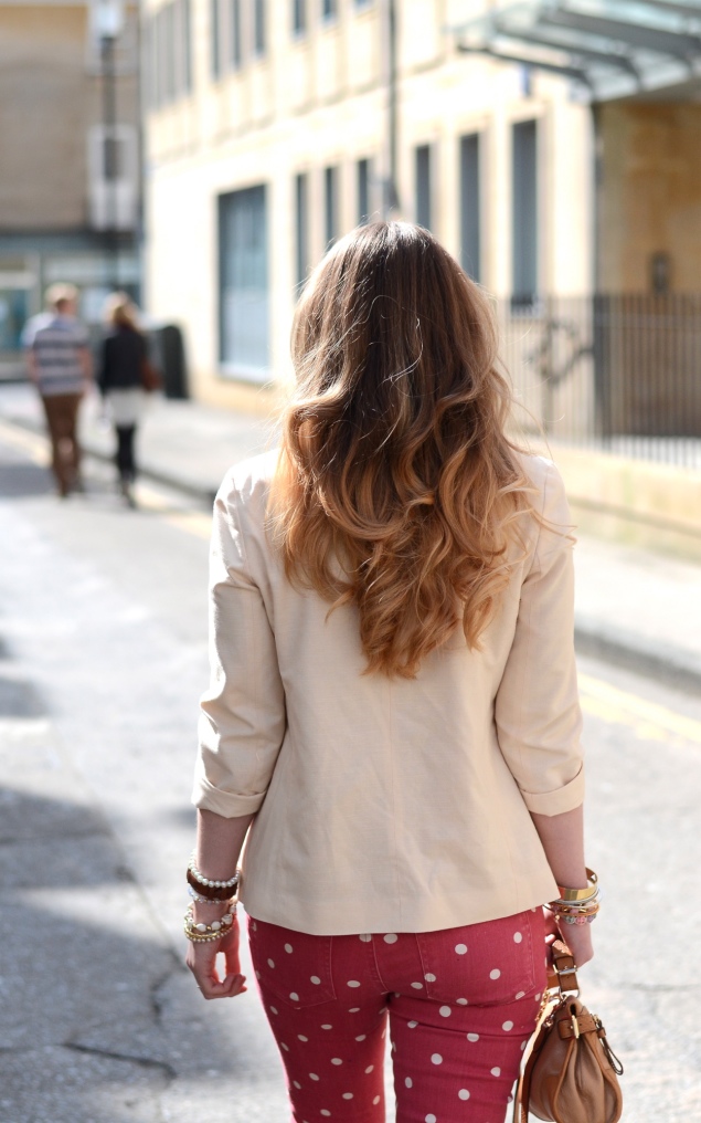 ombre-blonde-hair-curly