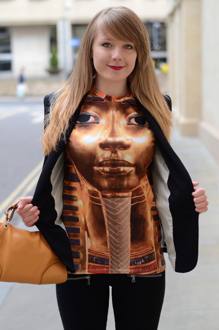 lorna-pharaoh-t-shirt