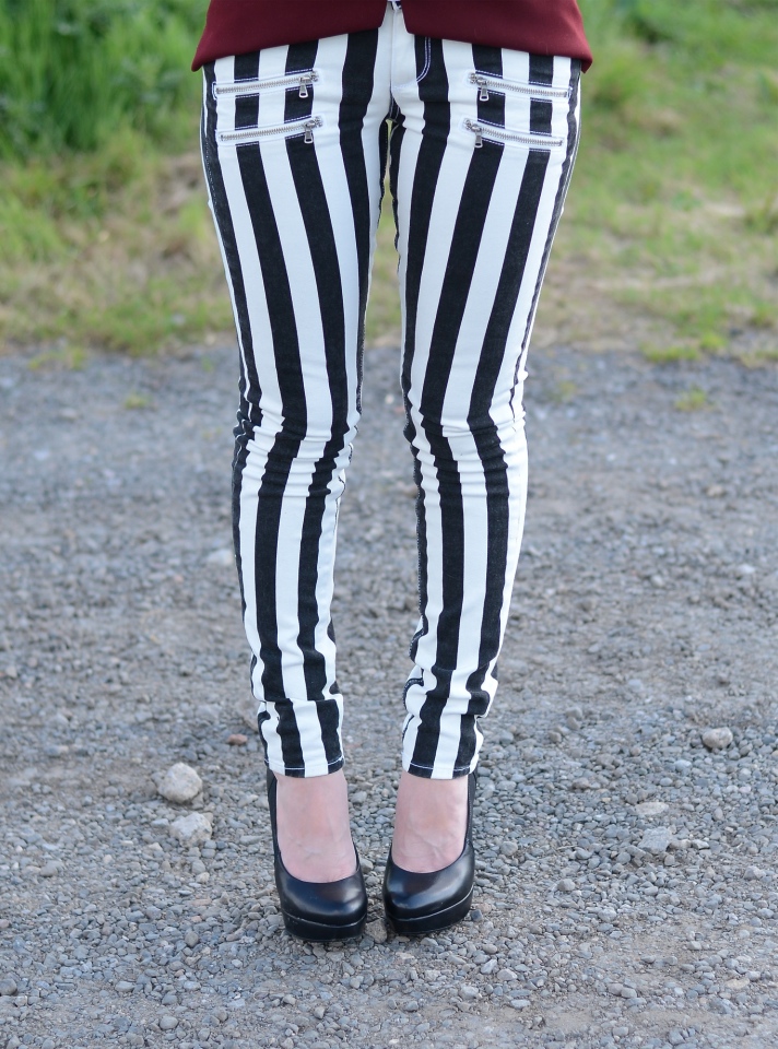 paige-denim-edgemont-black-white-stripe-jeans