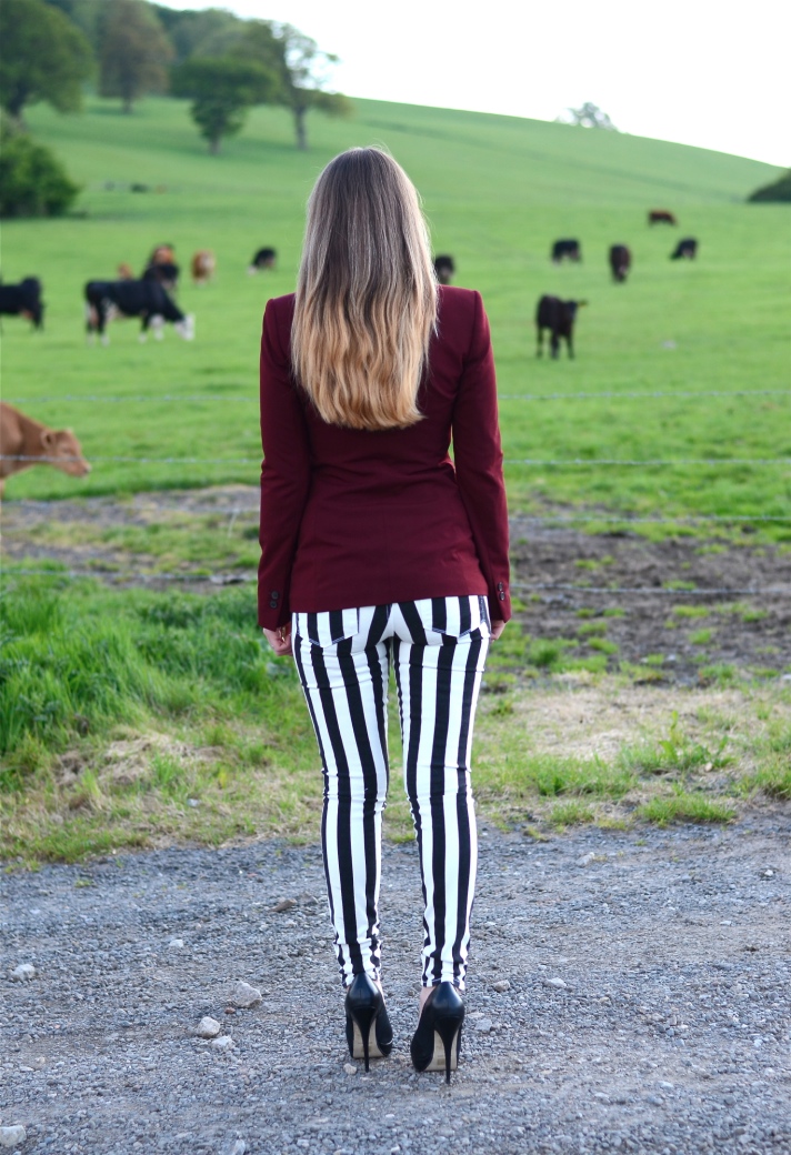 paige-exclusive-black-white-stripe-jeans