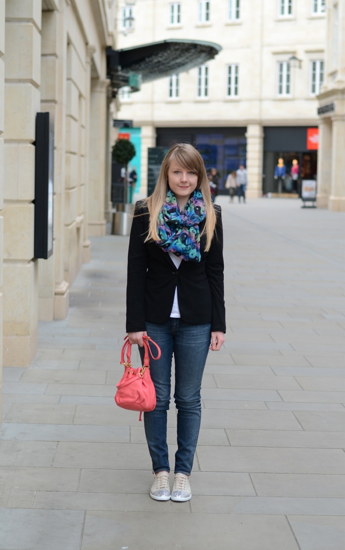 paper-denim-cloth-jeans-look