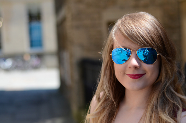 lorna-burford-mirrored-ray-ban-blue