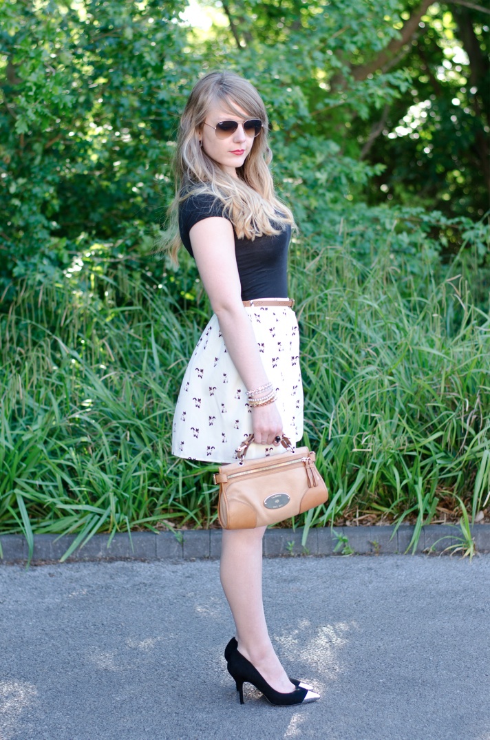 white-cat-print-skirt