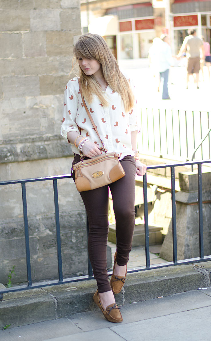 lorna-burford-brown-jeans-shirt-shoes