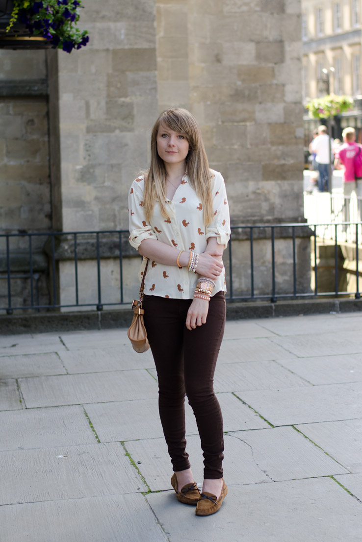 lorna-burford-smile-brown-jeans