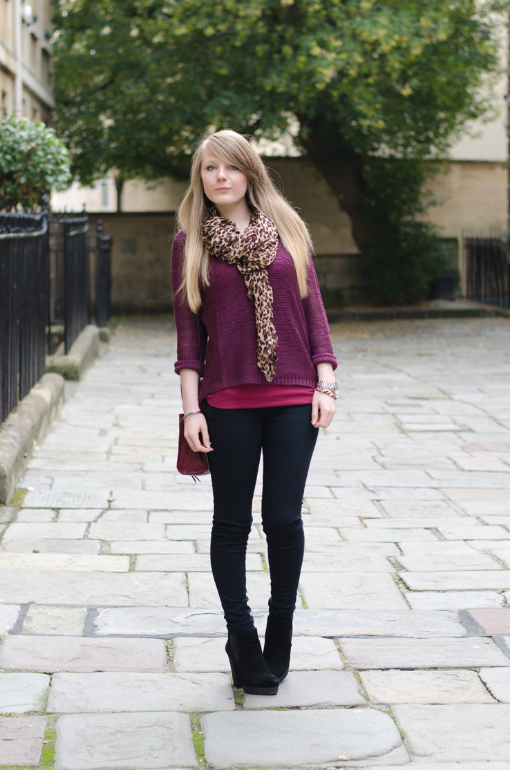 black-jeans-levis-purple-jumper