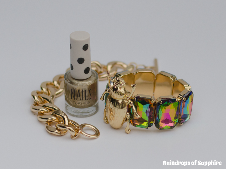 gold-bracelets-nail-polish-topshop-river-island