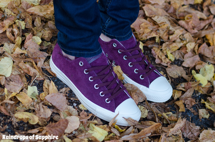 converse-burgundy-suede-all-stars