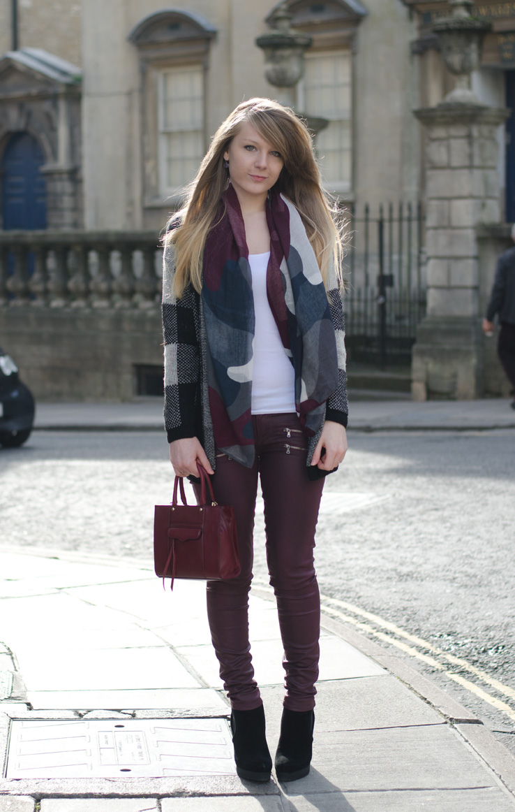 lorna-burford-jeans-cardigan-outfit