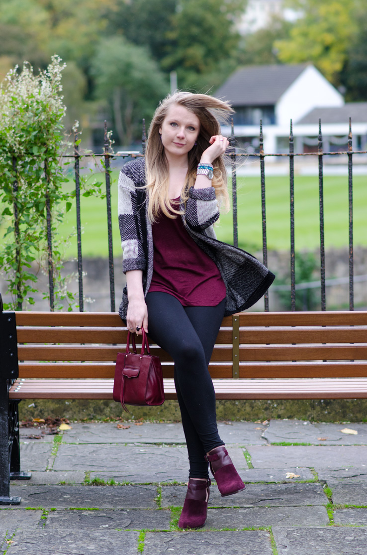 lorna-burford-outfit-sitting-bench