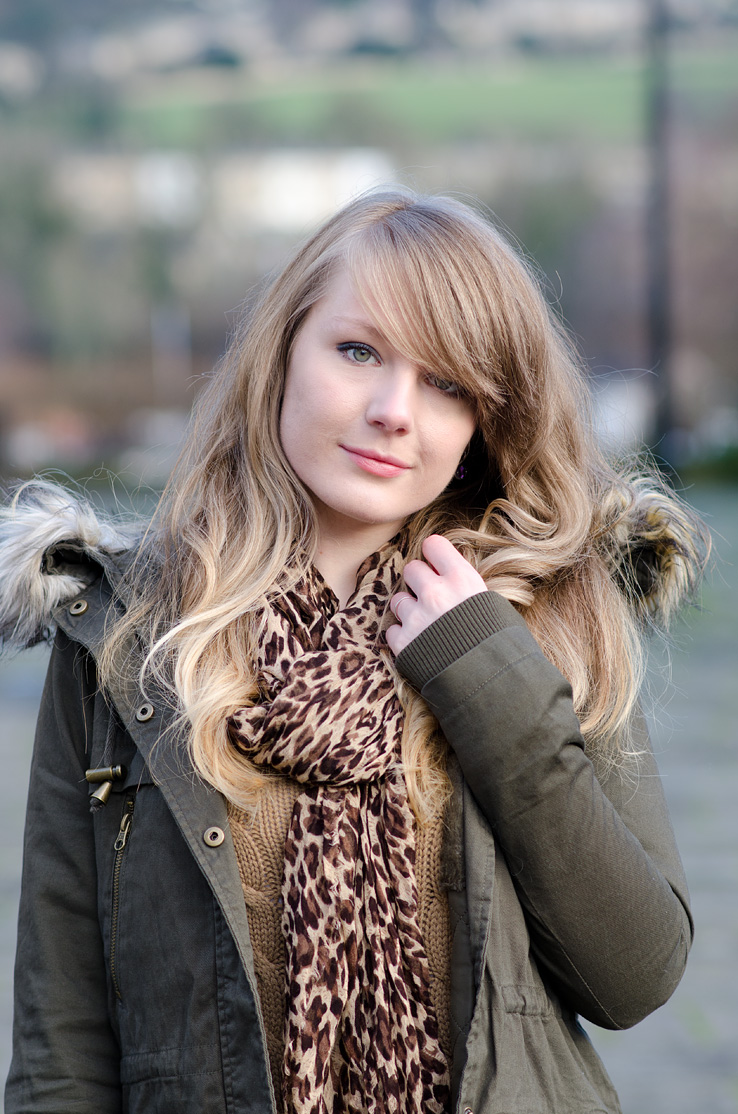 lorna-burford-curly-hair-blonde-ombre