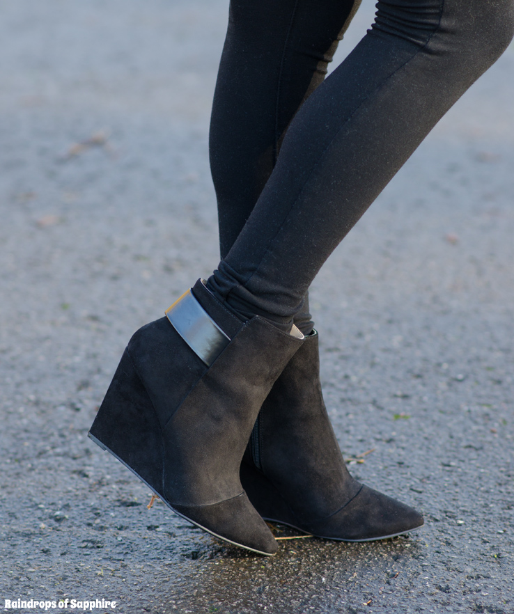 zara-black-wedge-ankle-boots-isabel-marant-style