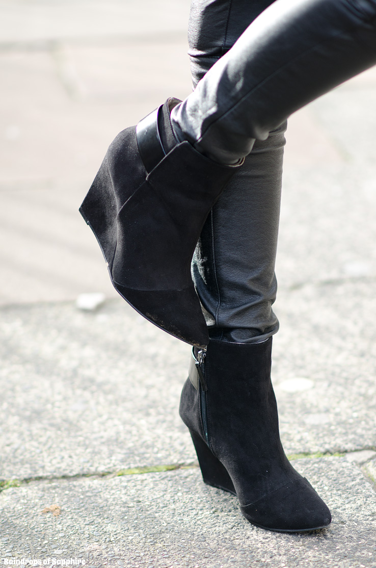 leather-pants-black-boots-isabel-marant-zara