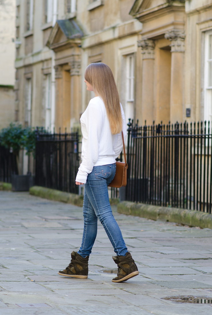 ag-jeans-back-blonde-ombre-hair-long-straight