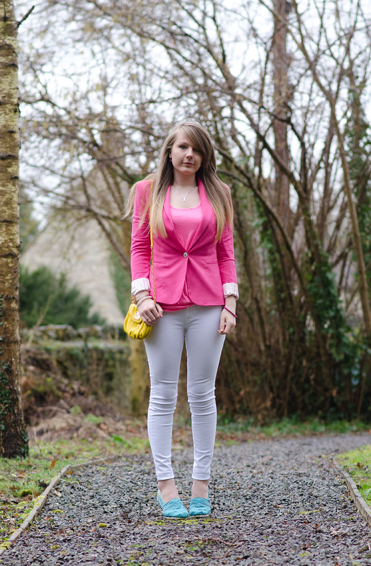 lorna-burford-spring-pastel-outfit