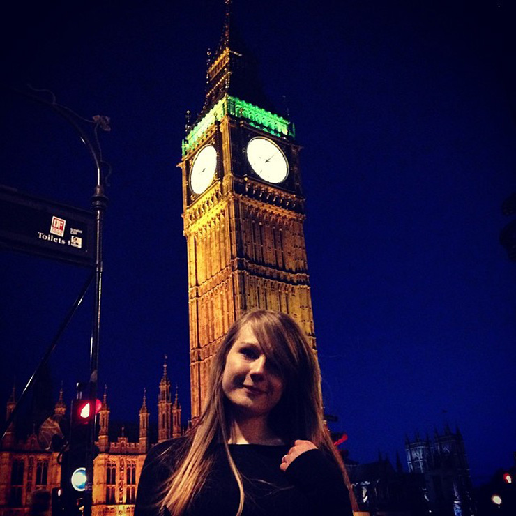 london-big-ben-night-selfie