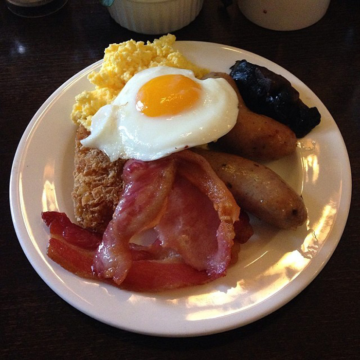 london-the-grosvner-hotel-breakfast