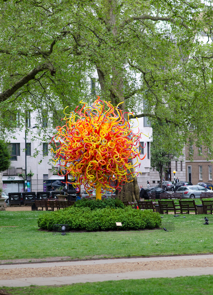 london-spiral-park-decoration