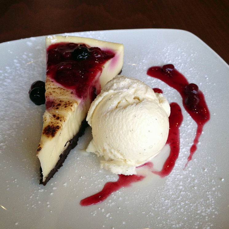 la-vella-cheesecake-raspberry