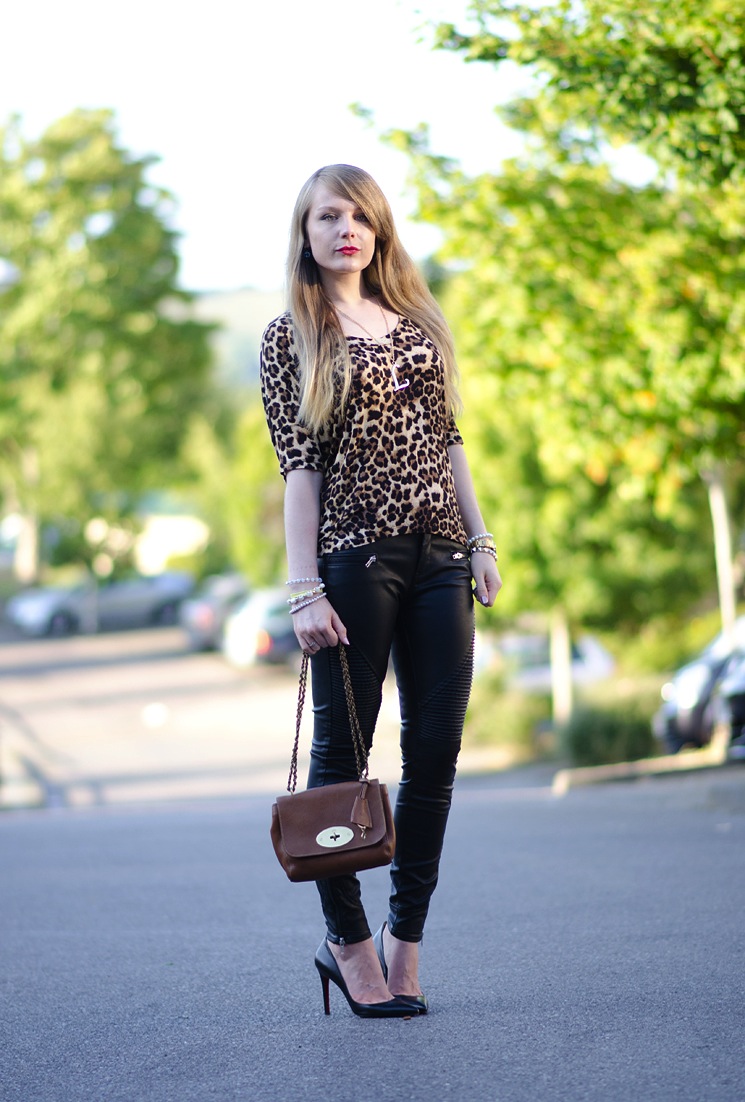 black-leather-moto-jeans-pants-leopard-top