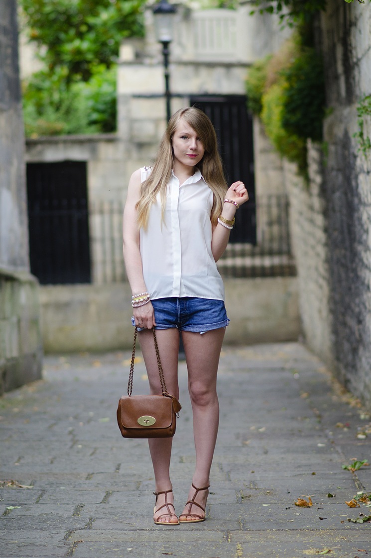 lorna-burford-uk-fashion-blogger-short-shorts