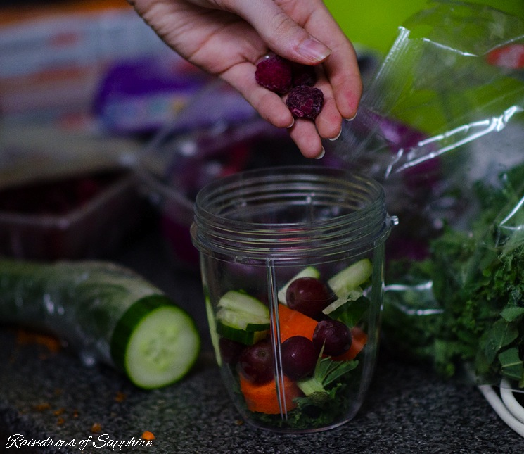 nutri-bullet-grapes-cucumber-juice