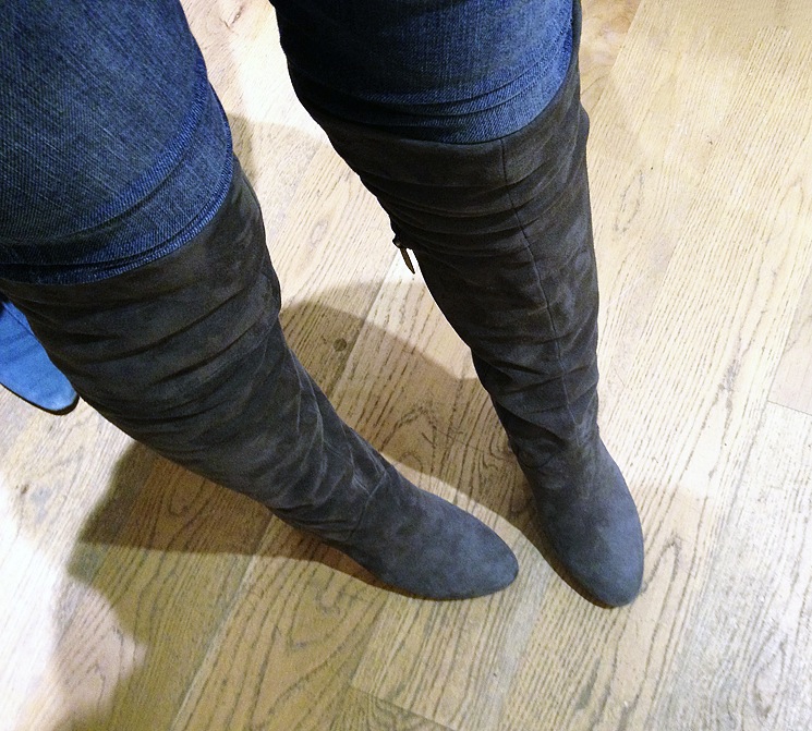 duoboottribe-duo-boots-event-bloggers-bath-dita-grey-boots