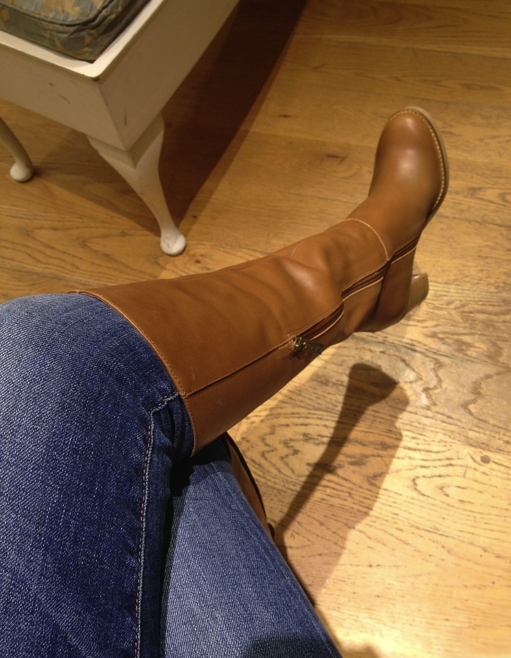 duoboottribe-duo-boots-event-bloggers-bath-tan-enola-brown