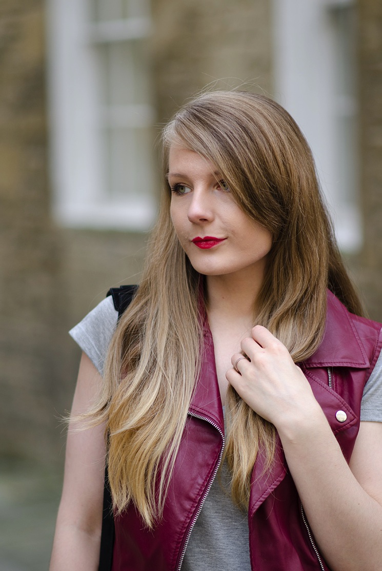 lorna-burford-blonde-long-hair-make-up