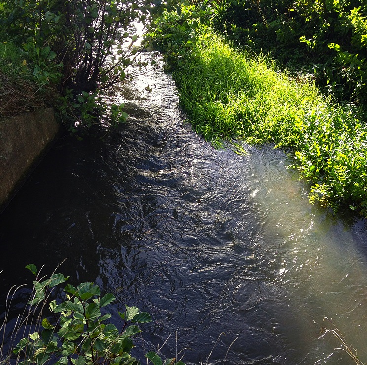 stream-river-bath