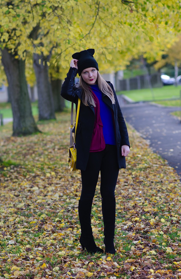 zara-black-coat-duo-boots-blogger-outfit