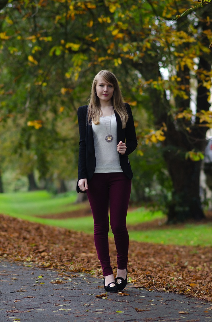 lorna-burford-raindropsofsapphire-burgundy-jeans