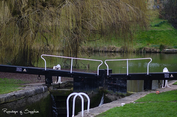 boat-river-lock