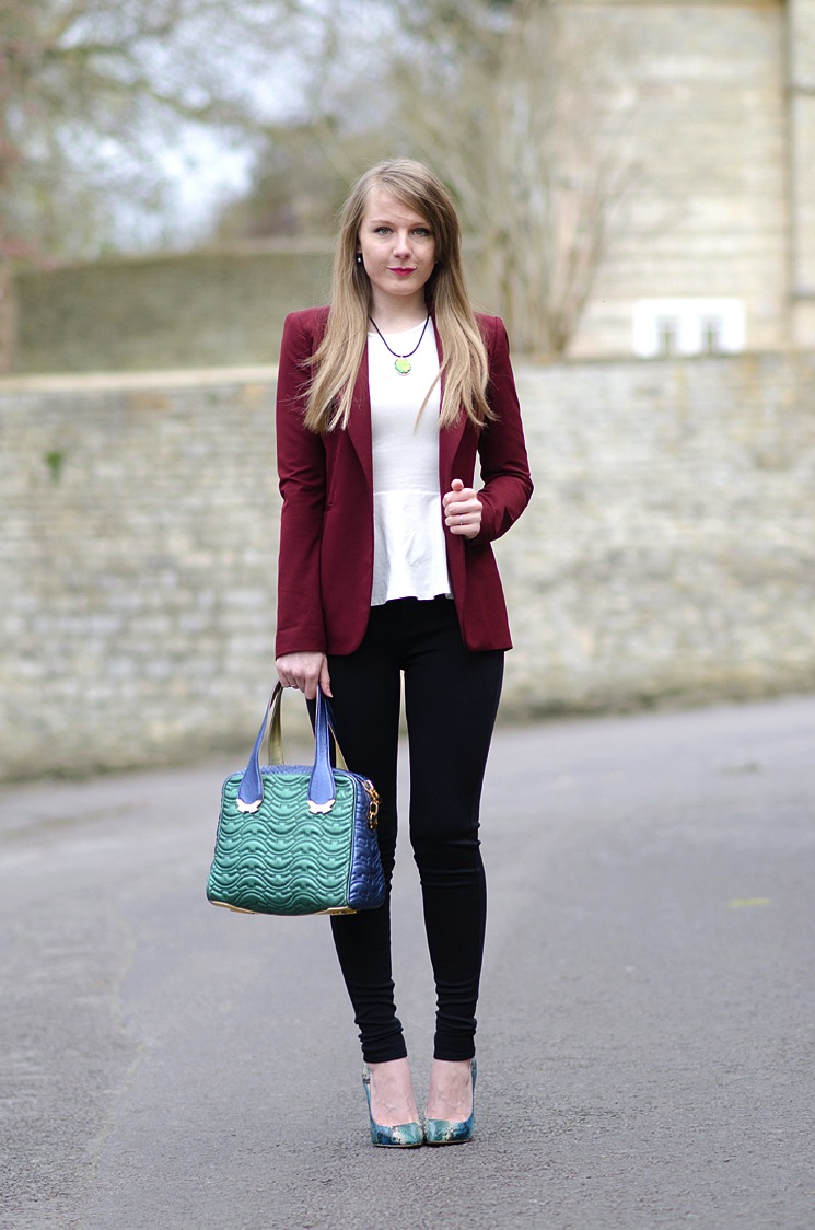 lorna-burford-raindropsofsapphire-blogger