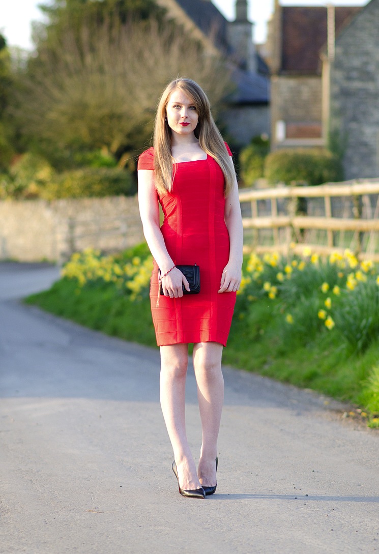 lorna-burford-red-dress-bodycon-sexy