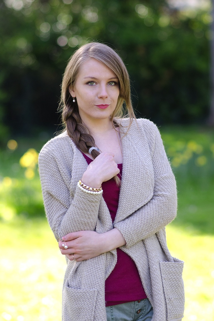 blonde-long-braid-hairstyle