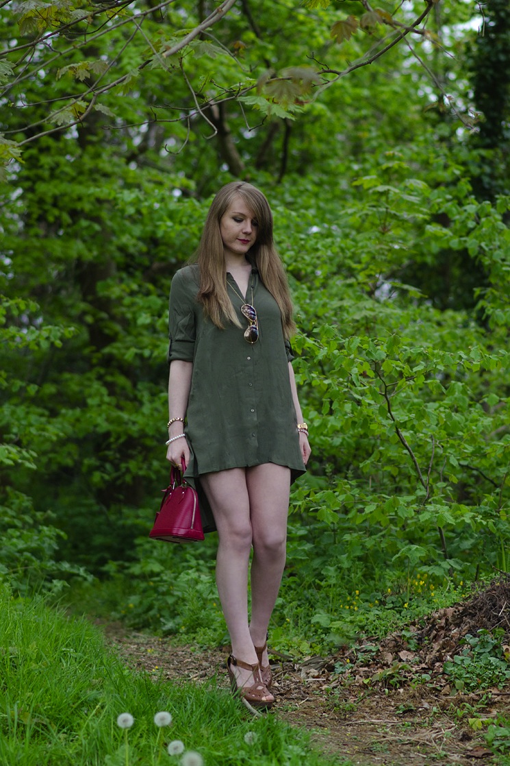 uk-fashion-blogger-shirt-dress-outfit