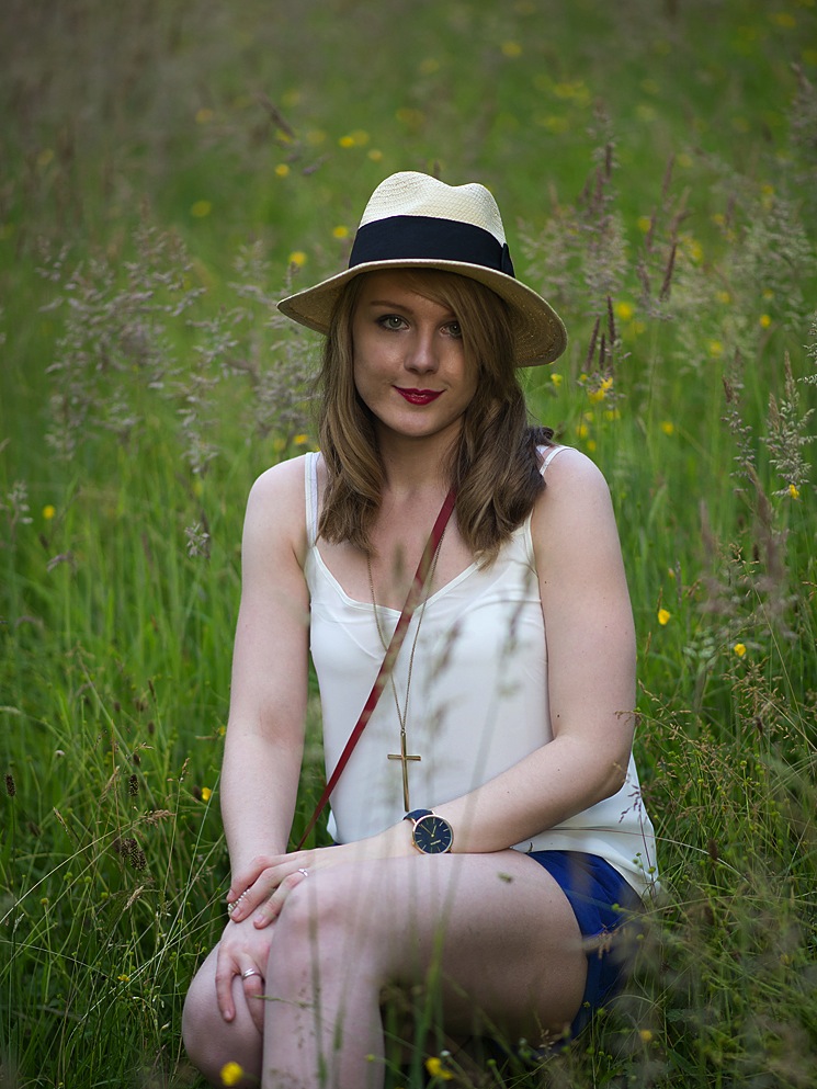 girl-in-meadow-field