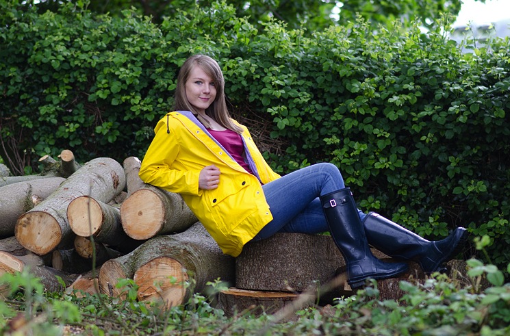 lorna-burford-blogger-jeans-wellies-rain-coat