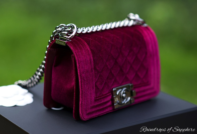 chanel-velvet-small-boy-bordeaux-bag-review